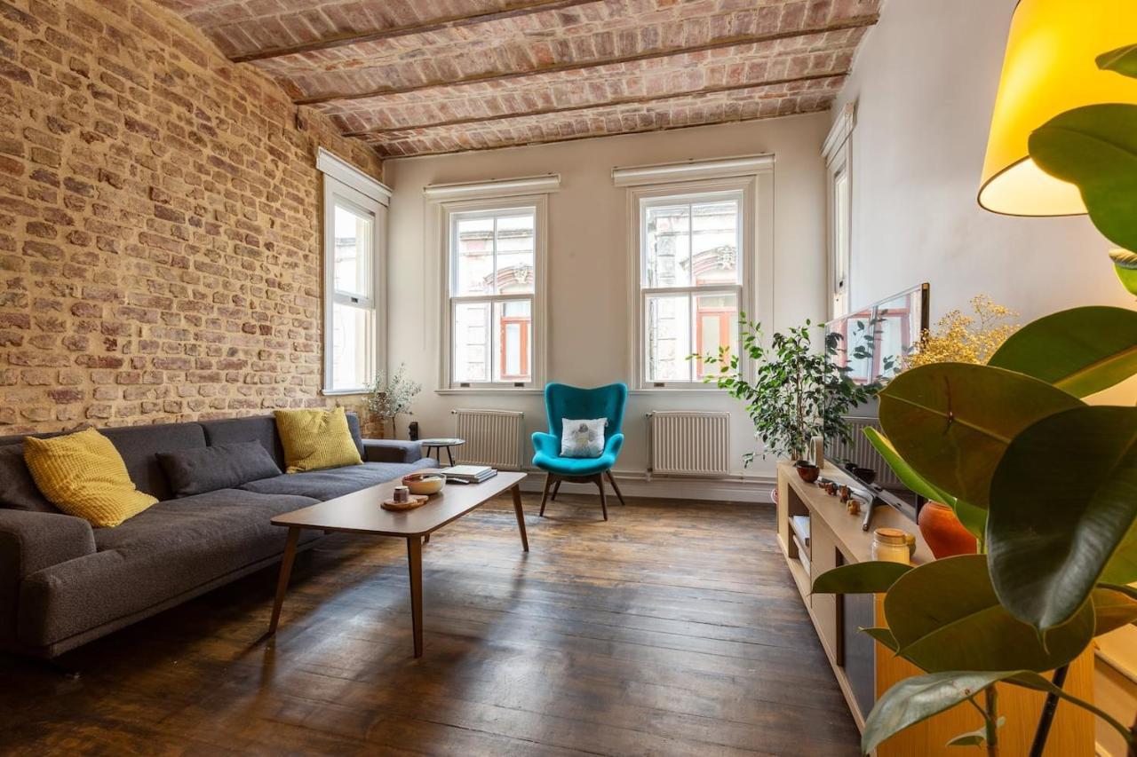Renovated Apartment At The Heart Of Istanbul With Huge Terrace Eksteriør billede