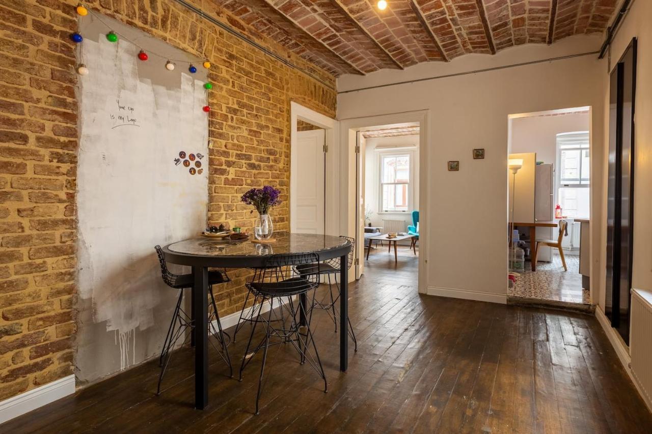 Renovated Apartment At The Heart Of Istanbul With Huge Terrace Eksteriør billede